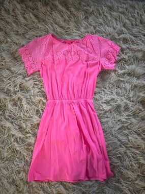 Lilly Pulitzer Pink Eyelet Sleeve Summer Dress